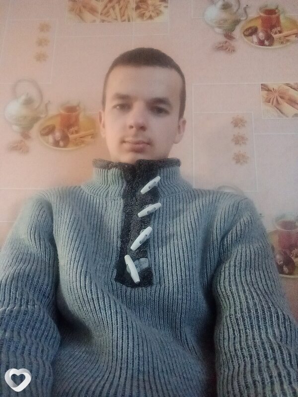 Дмитрий, 18, Бресте — анкета №3754487