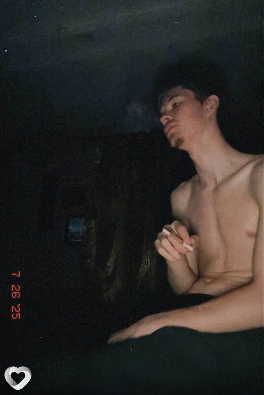 Артем, 18, Новосибирске — анкета №3755224