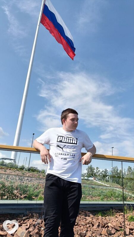 Александр, 21, Ужуре — анкета №3755916