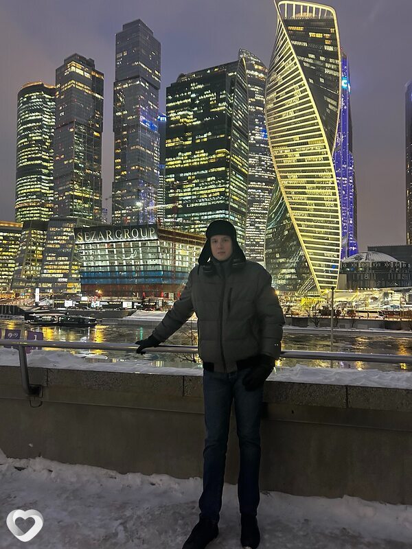 Лев, 21, Челябинске — анкета №3755956