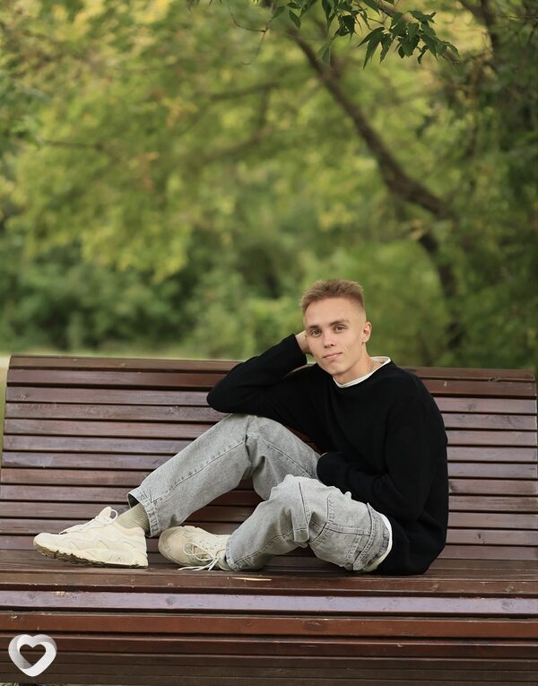 Миша, 18, Ульяновске — анкета №3756629