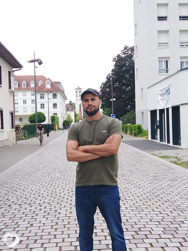 Hasan, Утена