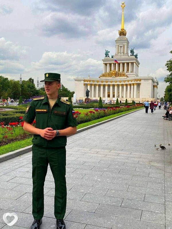 Данил, 19, Москве — анкета №3757003