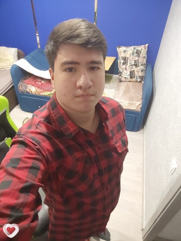 Роберт, 23, Нефтеюганске — анкета №3757727