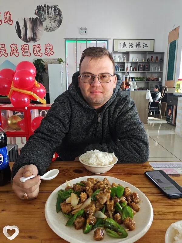 Антон, 40, Москве — анкета №3757687
