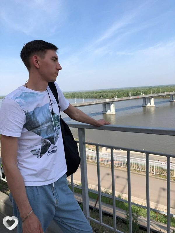 Алексей, 26, Бийске — анкета №3758869