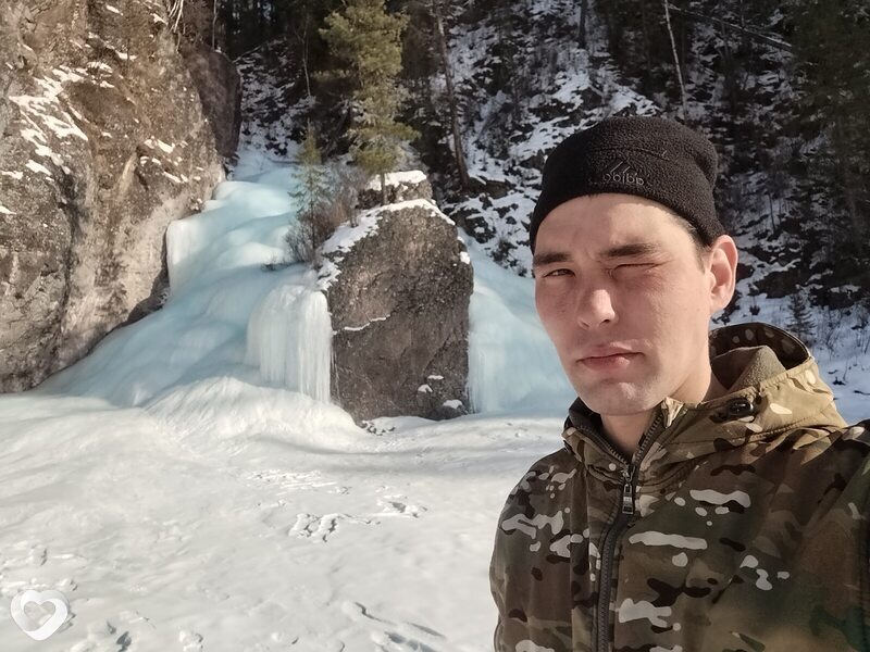 Эдуард, 27, Иркутске — анкета №3758550