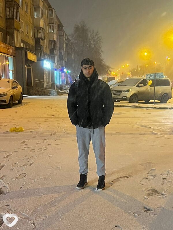 Умар, 22, Екатеринбурге — анкета №3760903