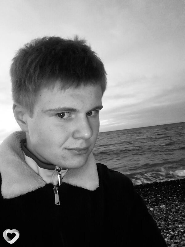 Сергей, 19, Омске — анкета №3761452