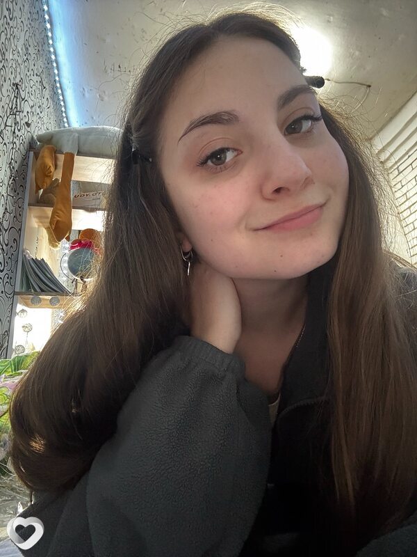 Юлька, 18, Санкт-Петербурге — анкета №3761990