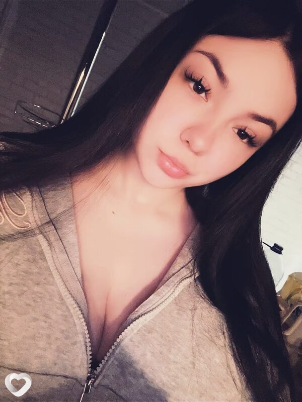 Анна, 19, Волгограде — анкета №3762163