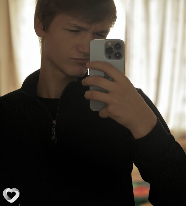 Егор, 18, Омске — анкета №3762887
