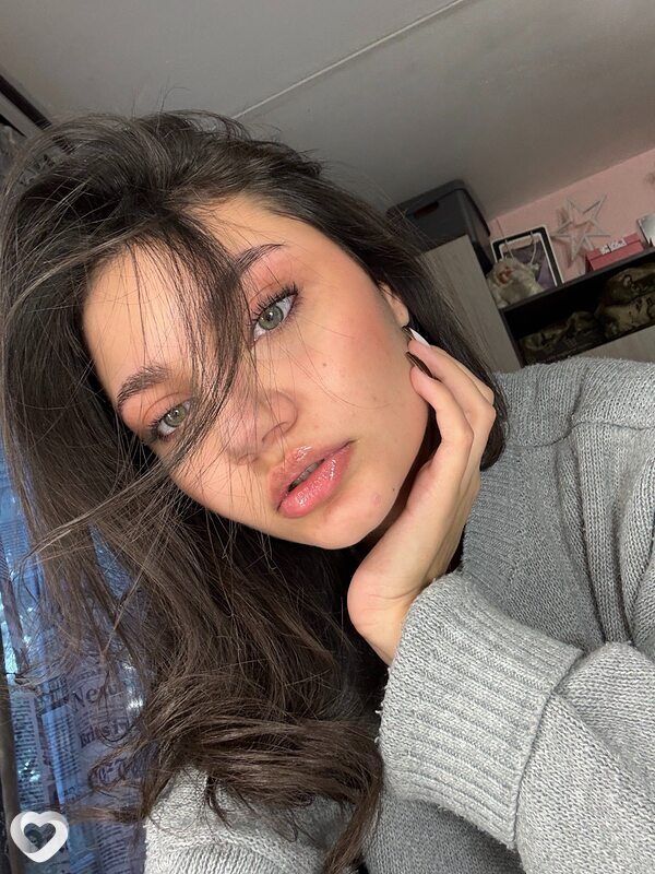 Анютка, 22, Москве — анкета №3763551