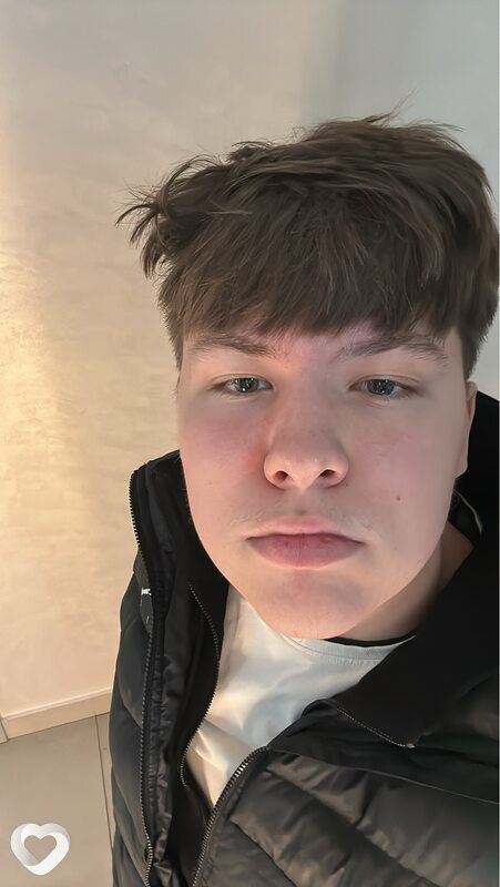 Александр, 19, Минске — анкета №3763759