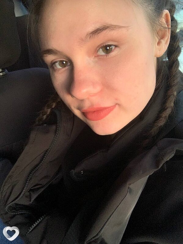 Люда, 19, Кемерове — анкета №3764077