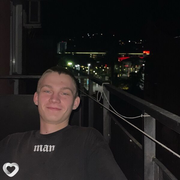 Александр, 19, Адлер — анкета №3763943