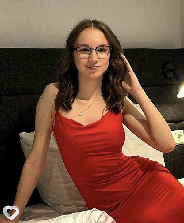 Настя, 18, Санкт-Петербурге — анкета №3764565