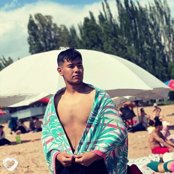 Бека, 22, Новосибирске — анкета №3765936