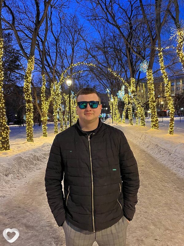 Илья, 21, Новосибирске — анкета №3766446
