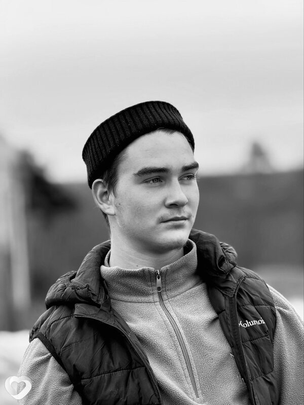 Альфис, 18, Ижевске — анкета №3767427