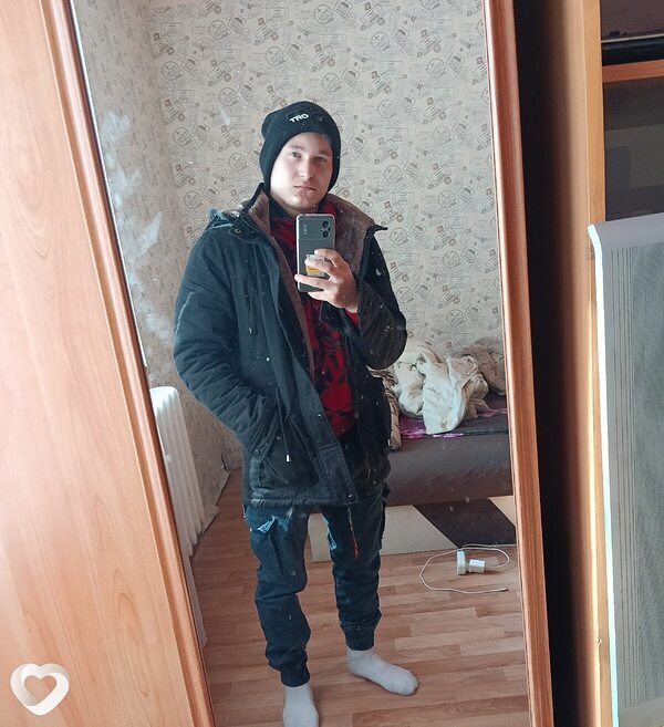 Алекс, 25, Томске — анкета №3766992