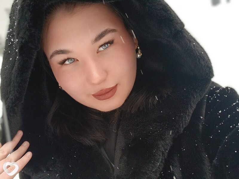 Аделька, 21, Москве — анкета №3767932