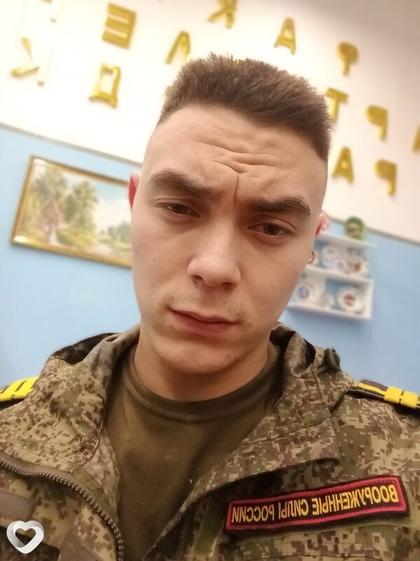 Илья, 23, Луге — анкета №3767587