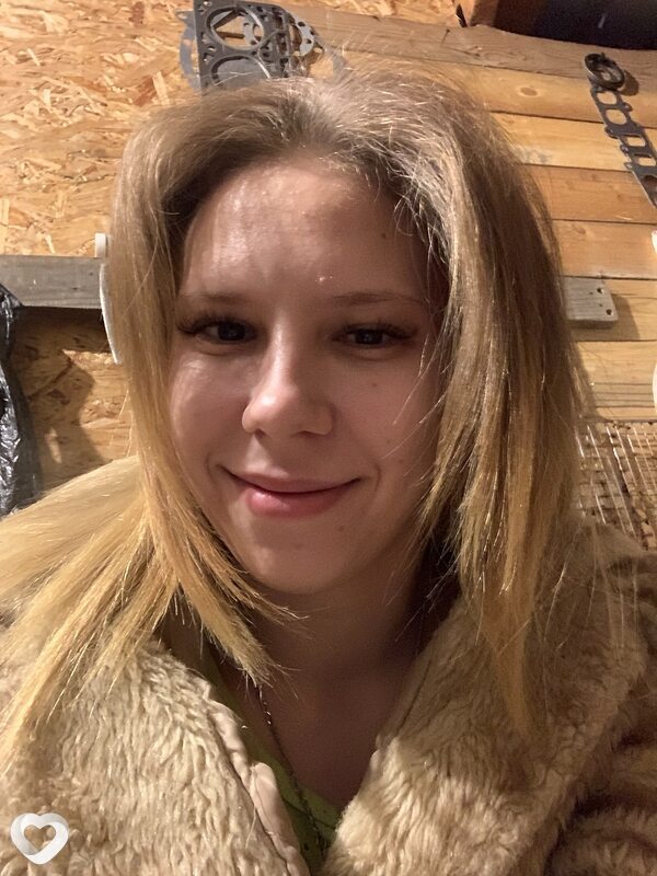Мила, 24, Миассе — анкета №3768079