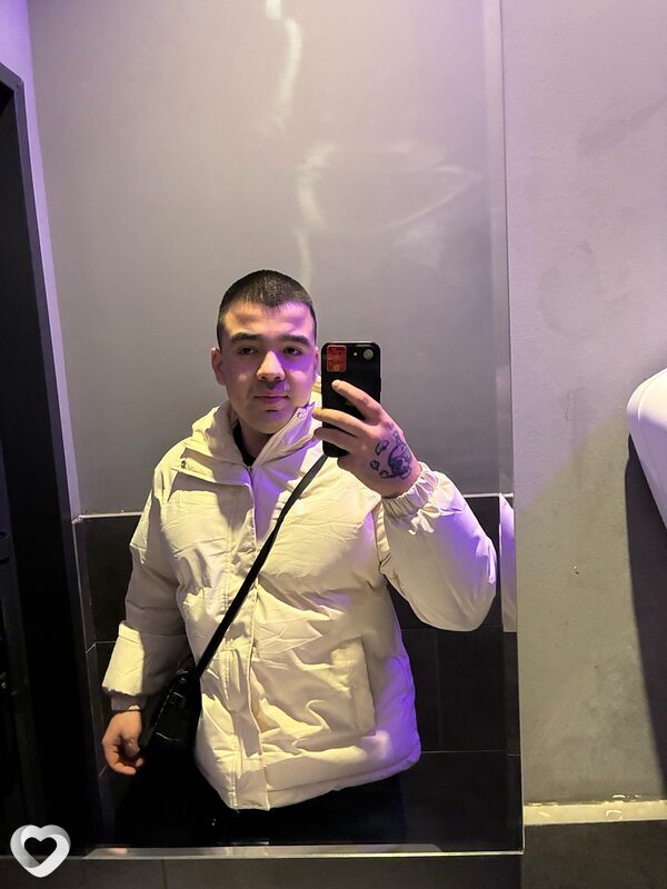 Павел, 23, Москве — анкета №3768378