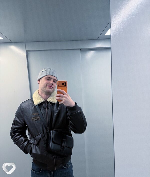 Anton, 25, Барановичах — анкета №3768630