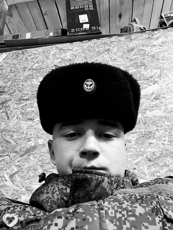 Данил, 19, Севастополе — анкета №3768876