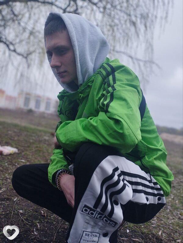 Дима, 19, Калинковичах — анкета №3768979