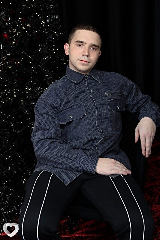 Александр, 23, Коврове — анкета №3769476