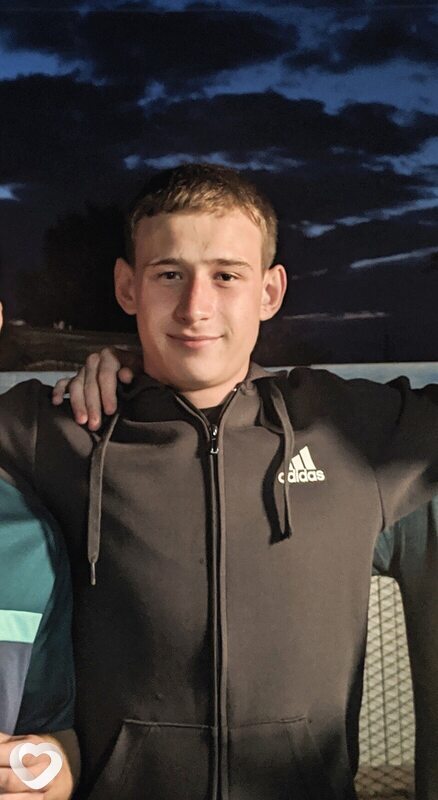 Александр, 22, Братске — анкета №3771009