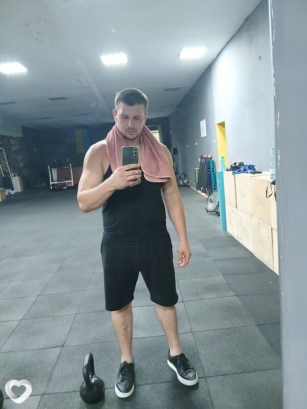 Вова, 21, Чернигове — анкета №3771511