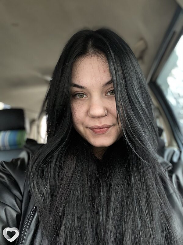 Алёна, 21, Красноярске — анкета №3771475