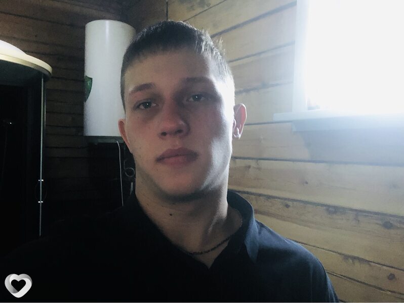 Виктор, 21, Улан-Удэ — анкета №3771697