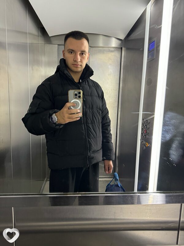Илья, 23, Москве — анкета №3771852