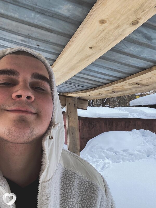 Руслан, 25, Череповце — анкета №3773011