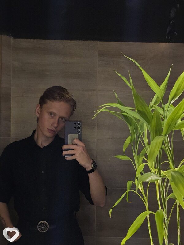 Макар, 23, Москве — анкета №3773323