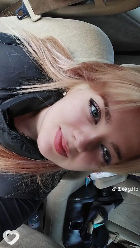 Настя, 18, Москве — анкета №3773345