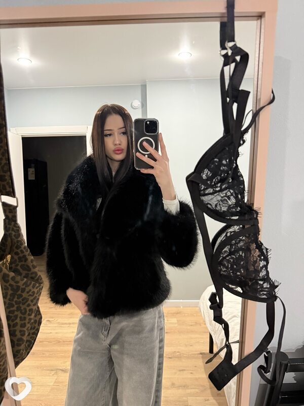 Лера, 19, Санкт-Петербурге — анкета №3773690