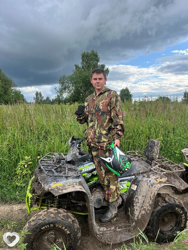 Иван, 22, Смоленске — анкета №3773590