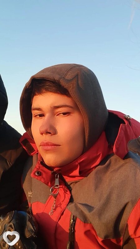 Артем, 21, Новочеркасске — анкета №3773606