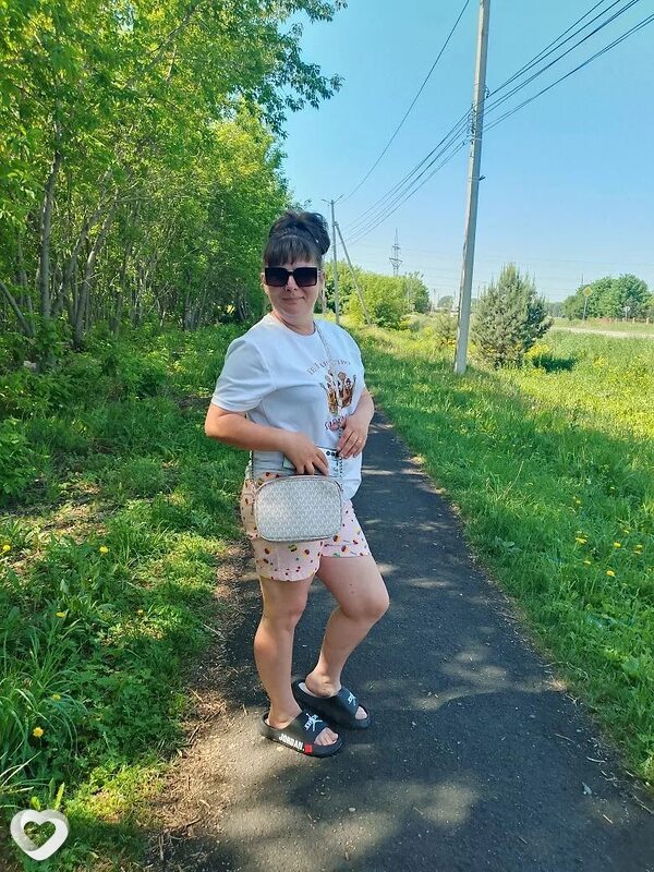 Вика, 40, Белове — анкета №3773931