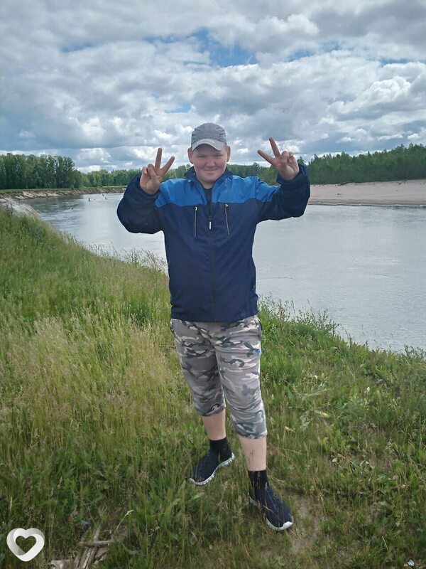 Данил, 21, Барнауле — анкета №3774283