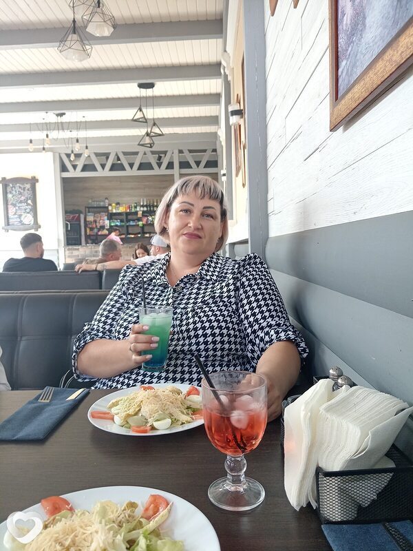 Юлия, 47, Саратове — анкета №3774125
