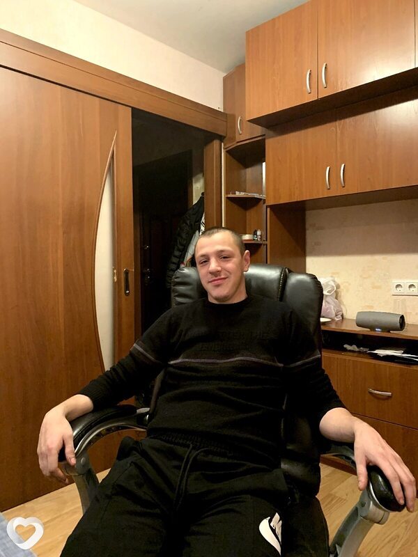 Олег, 27, Томске — анкета №3774306