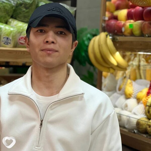 Abror, 21, Якутске — анкета №3774266