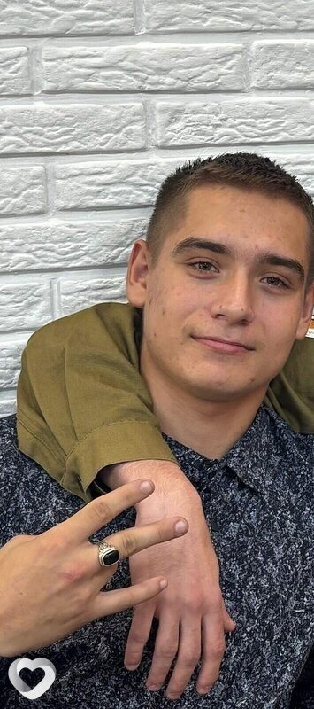 Алексей, 19, Барнауле — анкета №3774575